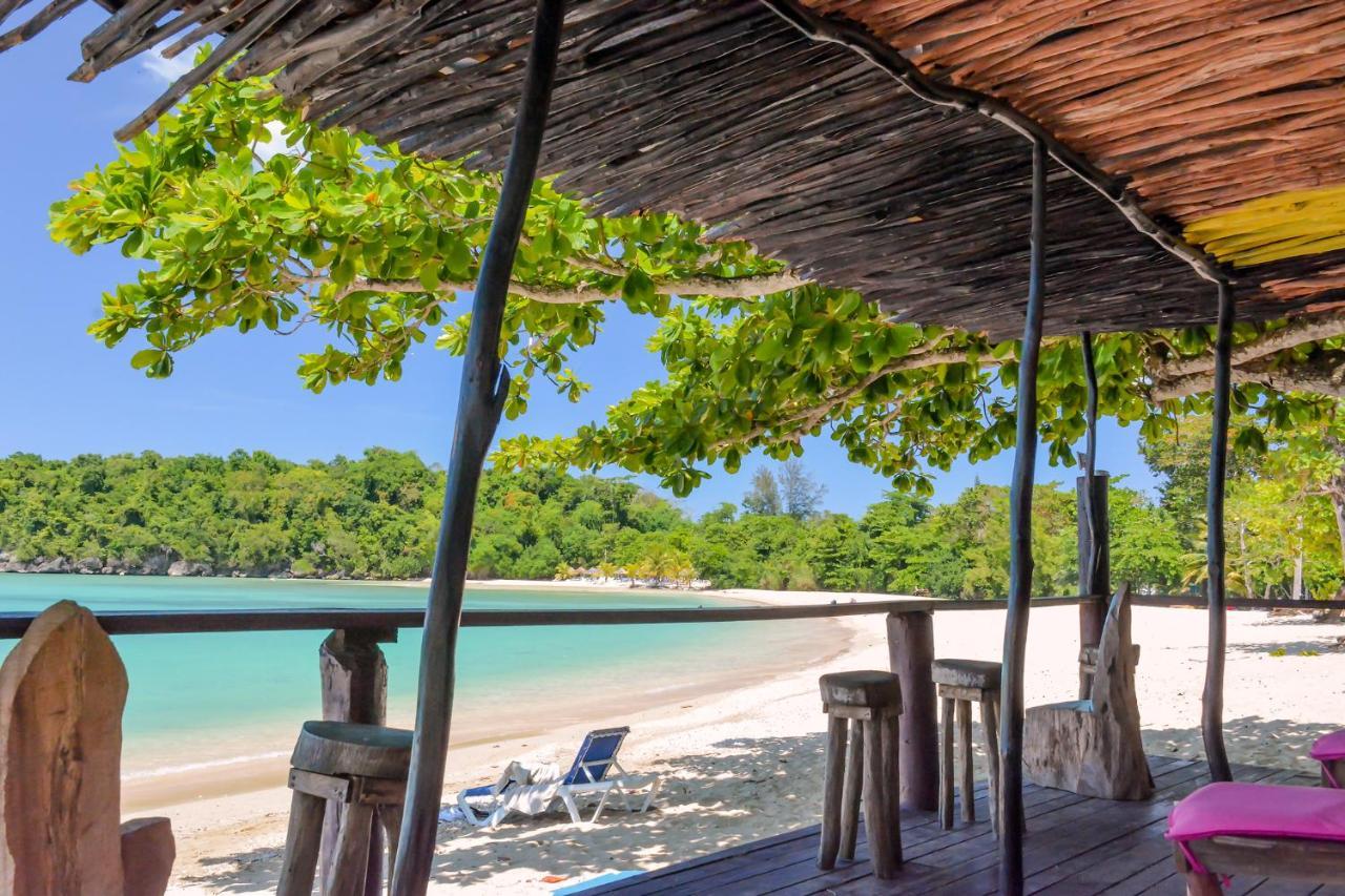 Kaz Kreol Beach Hotel Ocho Rios Exterior photo