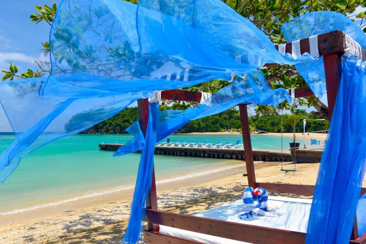 Kaz Kreol Beach Hotel Ocho Rios Exterior photo