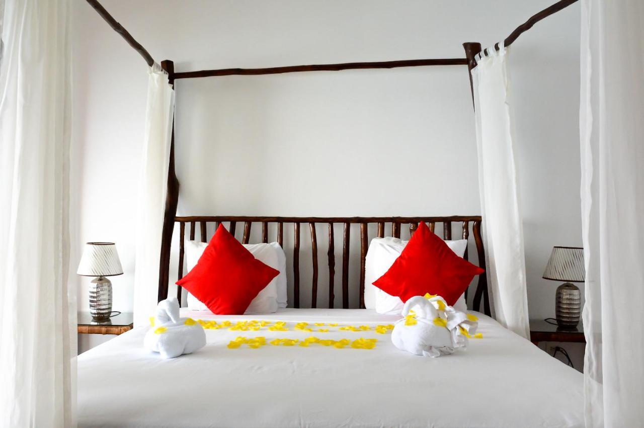 Kaz Kreol Beach Hotel Ocho Rios Exterior photo