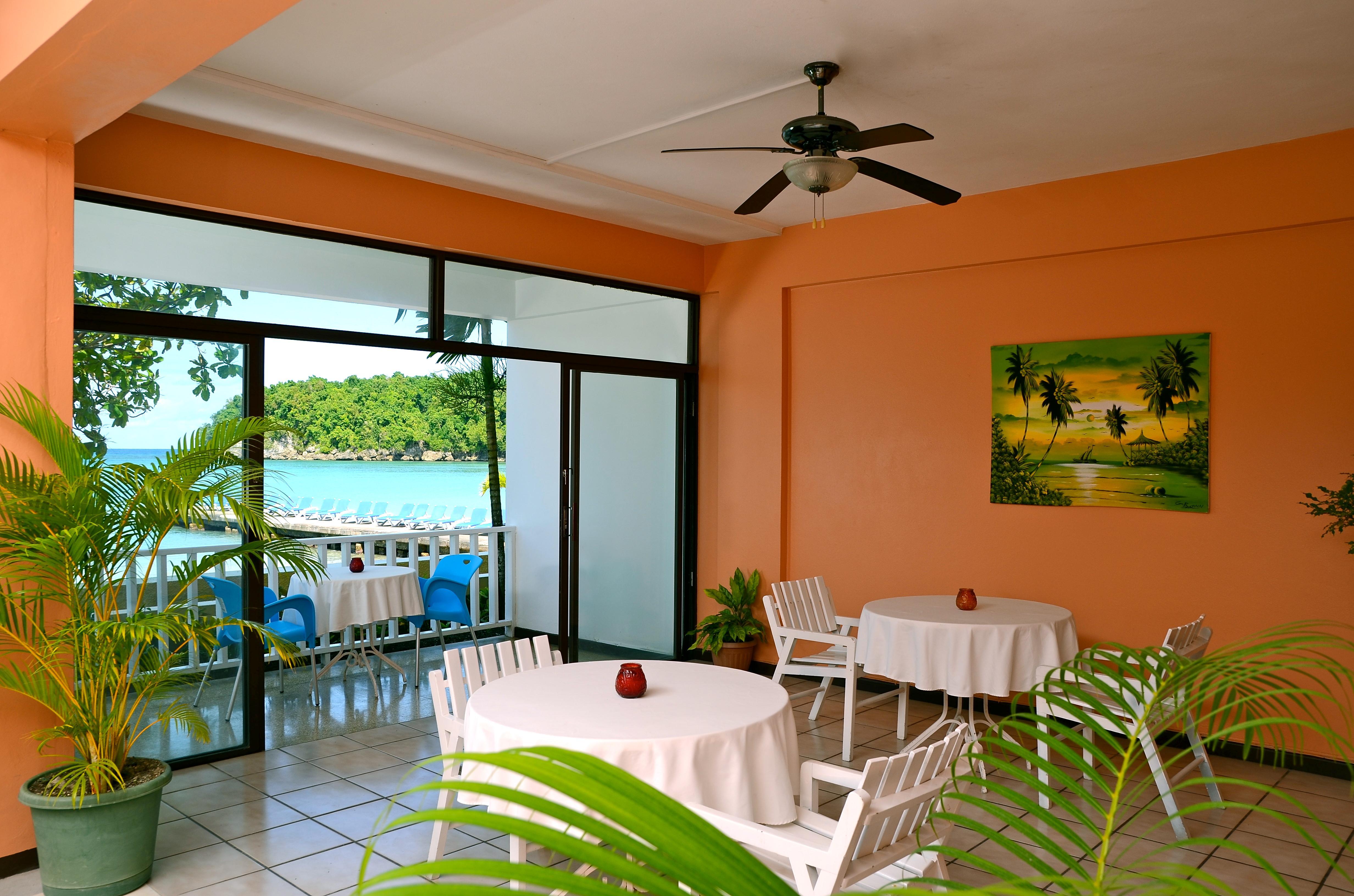 Kaz Kreol Beach Hotel Ocho Rios Exterior photo