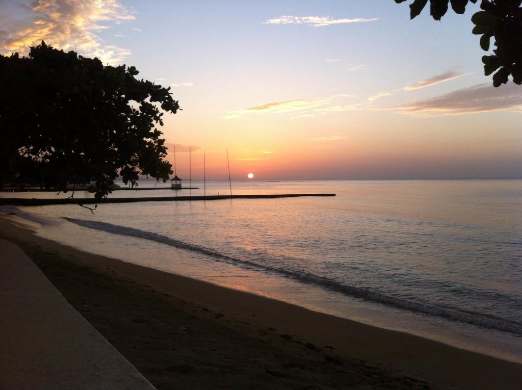 Kaz Kreol Beach Hotel Ocho Rios Exterior photo