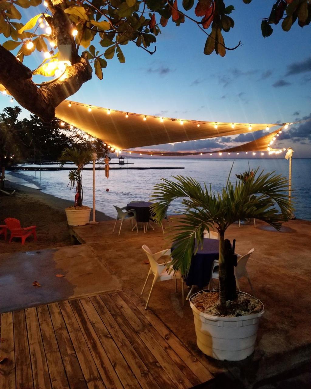 Kaz Kreol Beach Hotel Ocho Rios Exterior photo