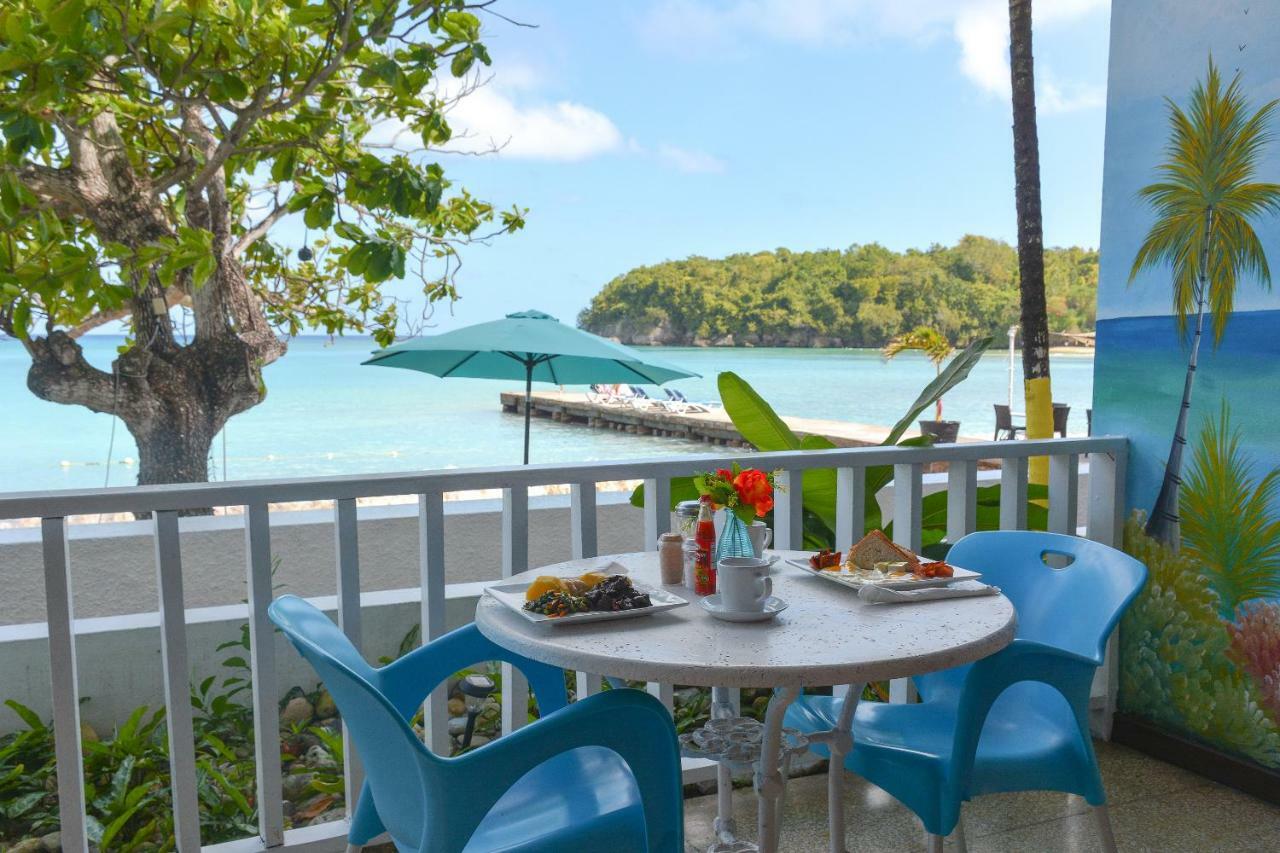 Kaz Kreol Beach Hotel Ocho Rios Exterior photo